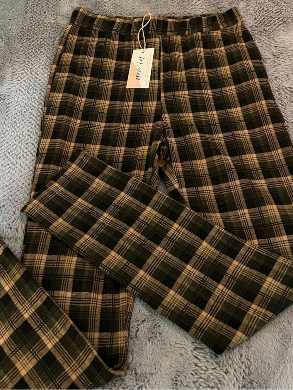 New In Green Plaid Stretch Leggings